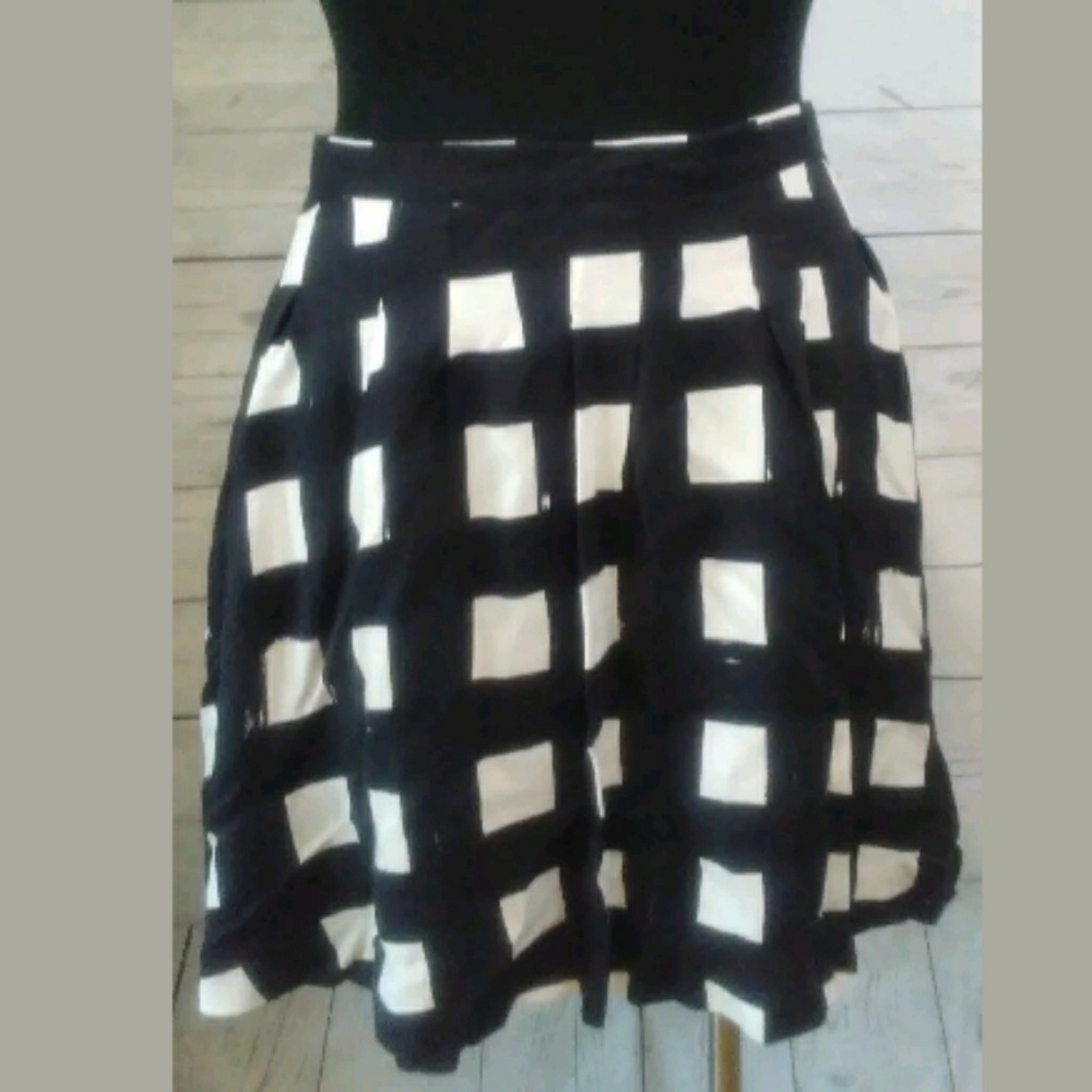 Gap Skirt
